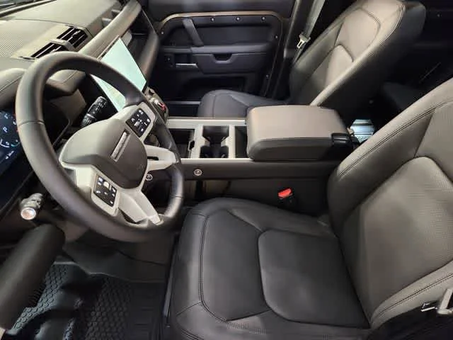 Used 2026 Gondwana Stone Metallic Land Rover S image 14
