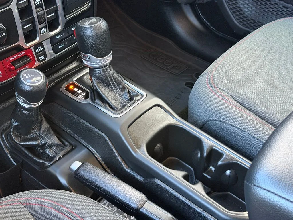 Used 2025 Black Jeep Rubicon image 16