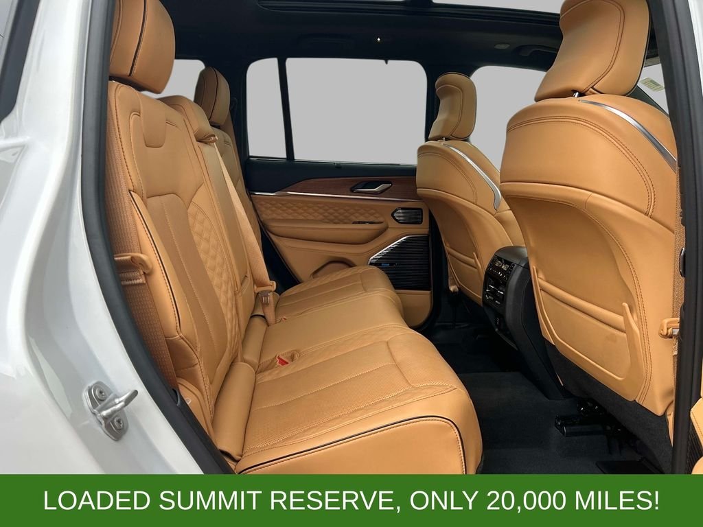 Used 2025 White Jeep Summit Reserve image 19