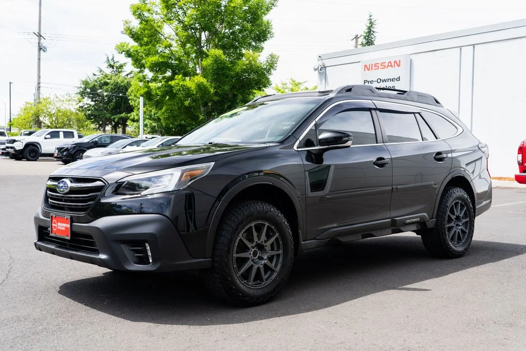 Used 2020 Black Subaru Onyx Edition XT image 3