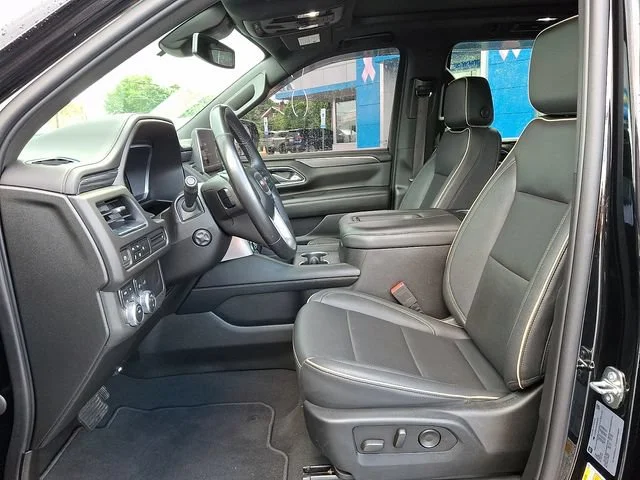 Used 2023 ONYX BLACK GMC SLT image 14