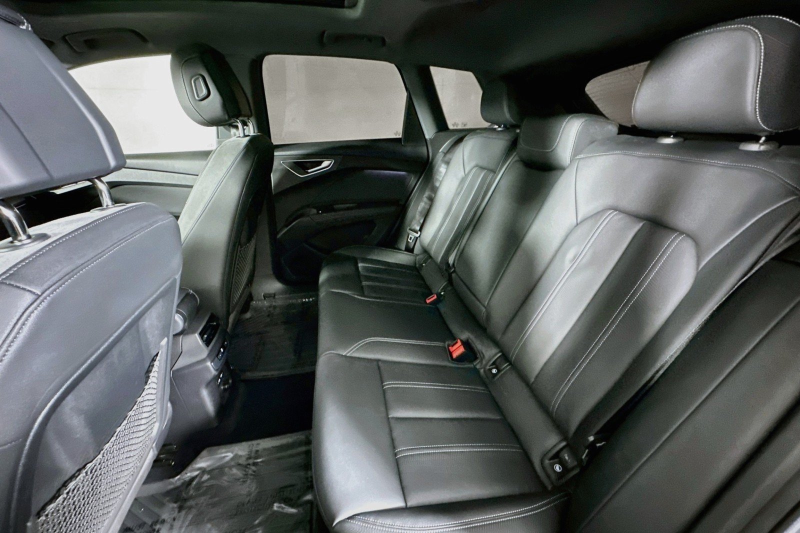 Used 2024 Pebble Gray Audi Premium image 9