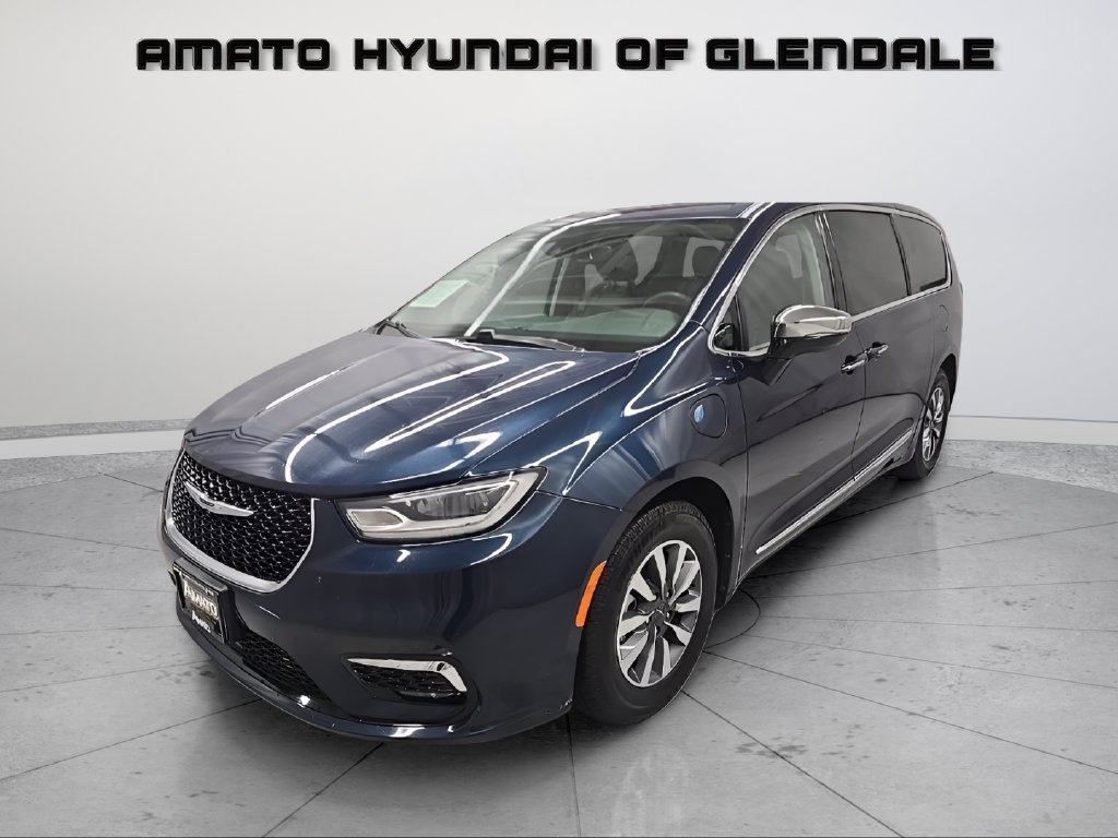 2023 Chrysler Pacifica Hybrid