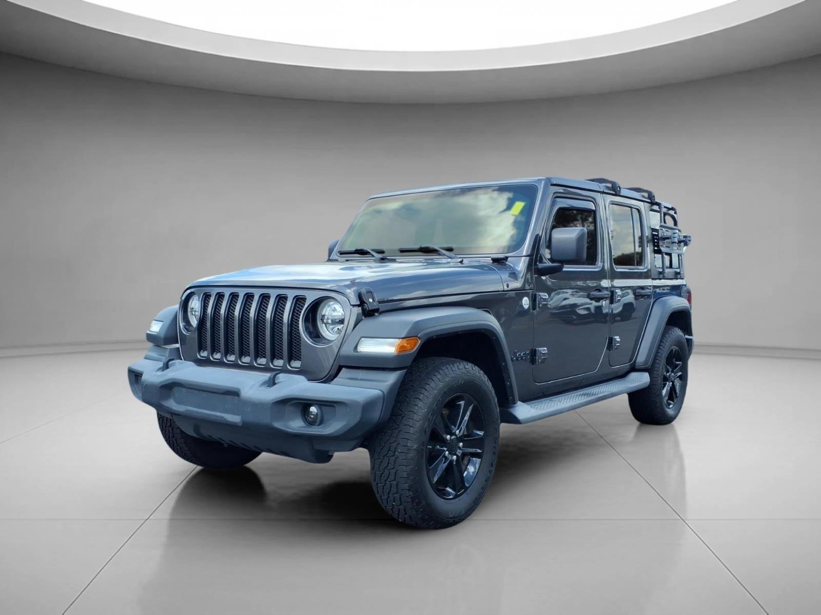 Used 2020 Granite Crystal Metallic Clearcoat Jeep Sport Altitude image 1