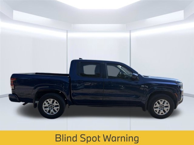Used 2023 Blue Nissan SV image 5