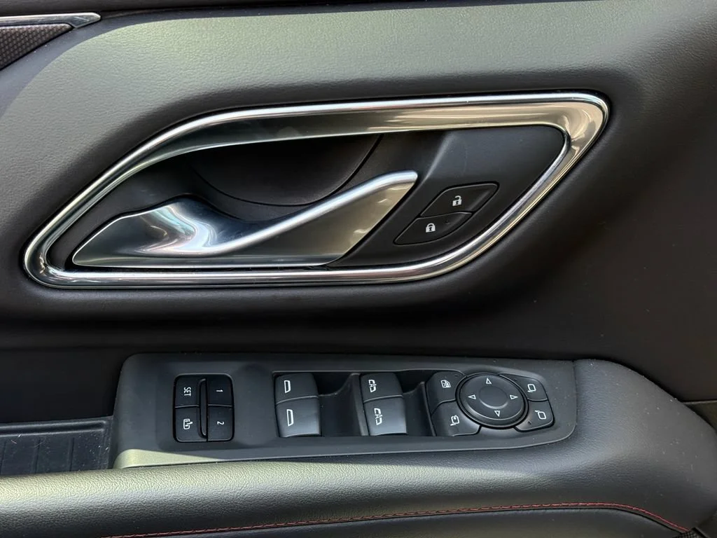 Used 2022 SUMMIT WHITE Chevrolet RST image 16