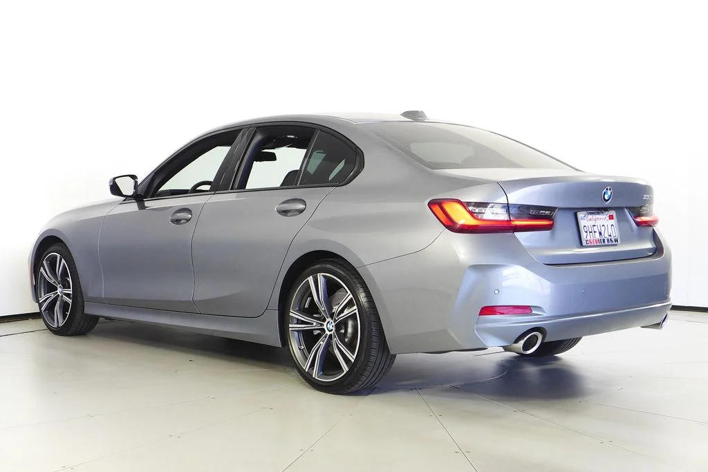 Used 2023 Gray BMW 330i image 9