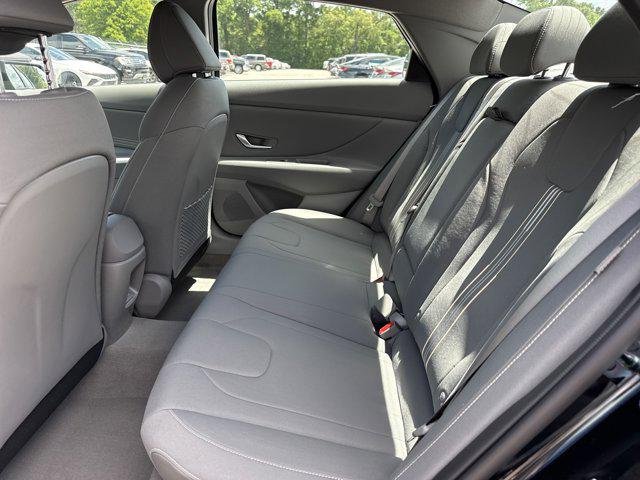 New 2026 Abyss Black Hyundai SEL Sport Premium image 12