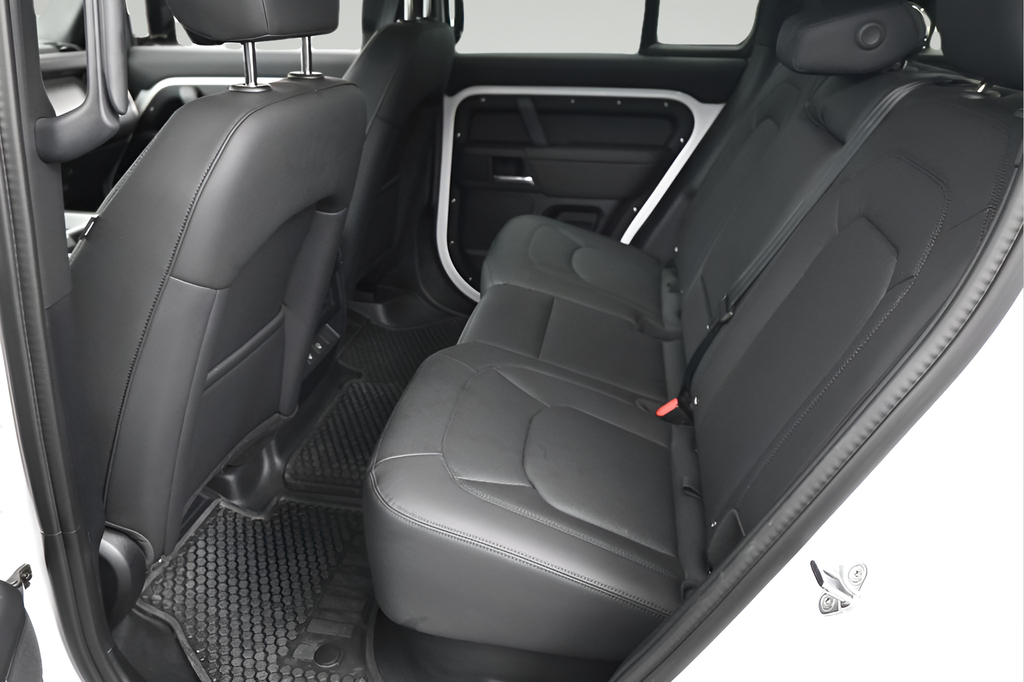 Certified Used 2025 White Land Rover S image 6