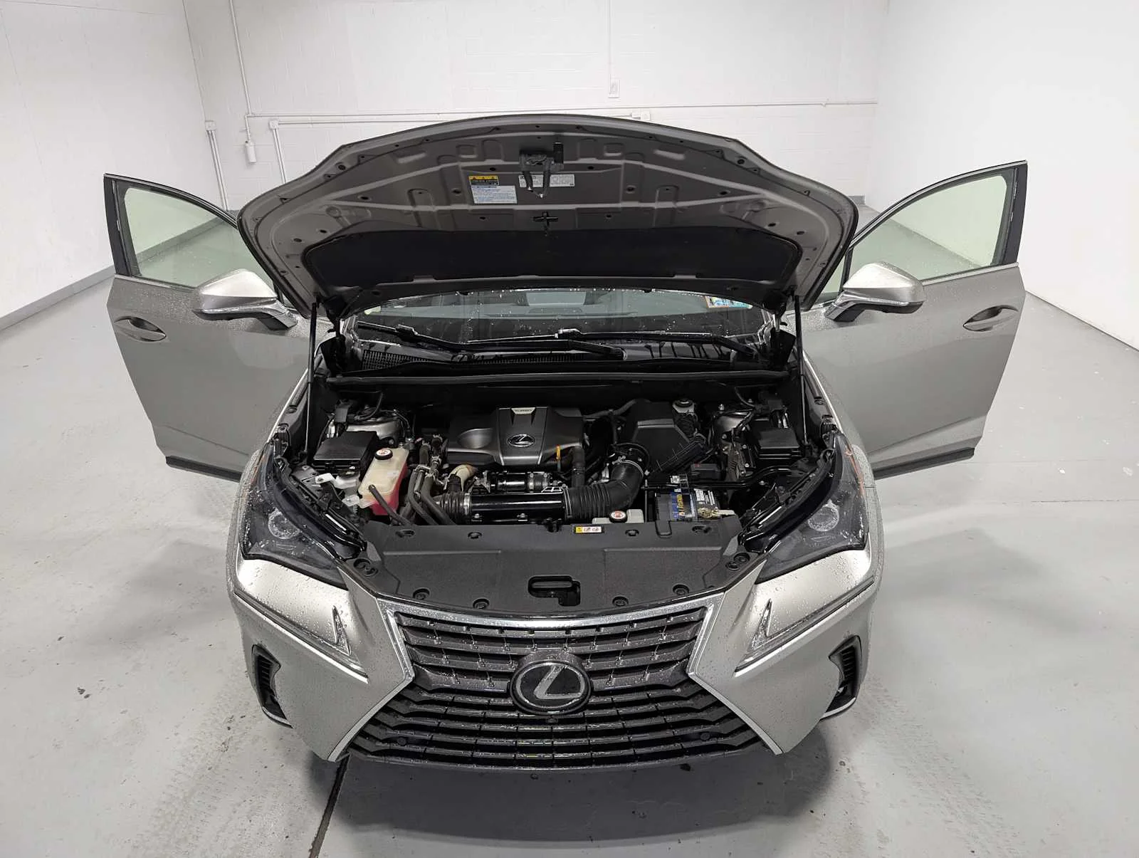 Used 2021 Atomic Silver Lexus  image 13