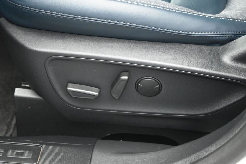 Used 2023 White Ford Outer Banks image 10