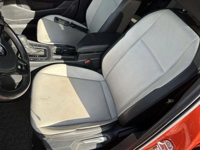 Used 2019 Orange Volkswagen R-Line image 15