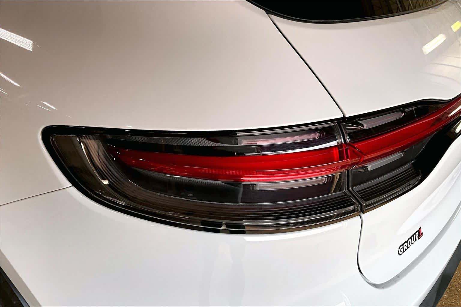 2025 Porsche Macan Base - Photo 27