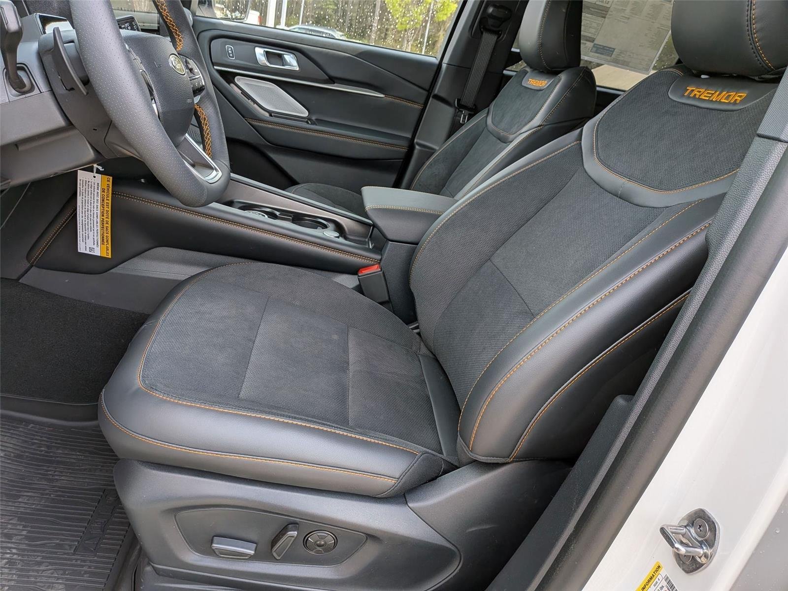 New 2026 Star White Metallic Tri-Coat Ford Tremor® image 14