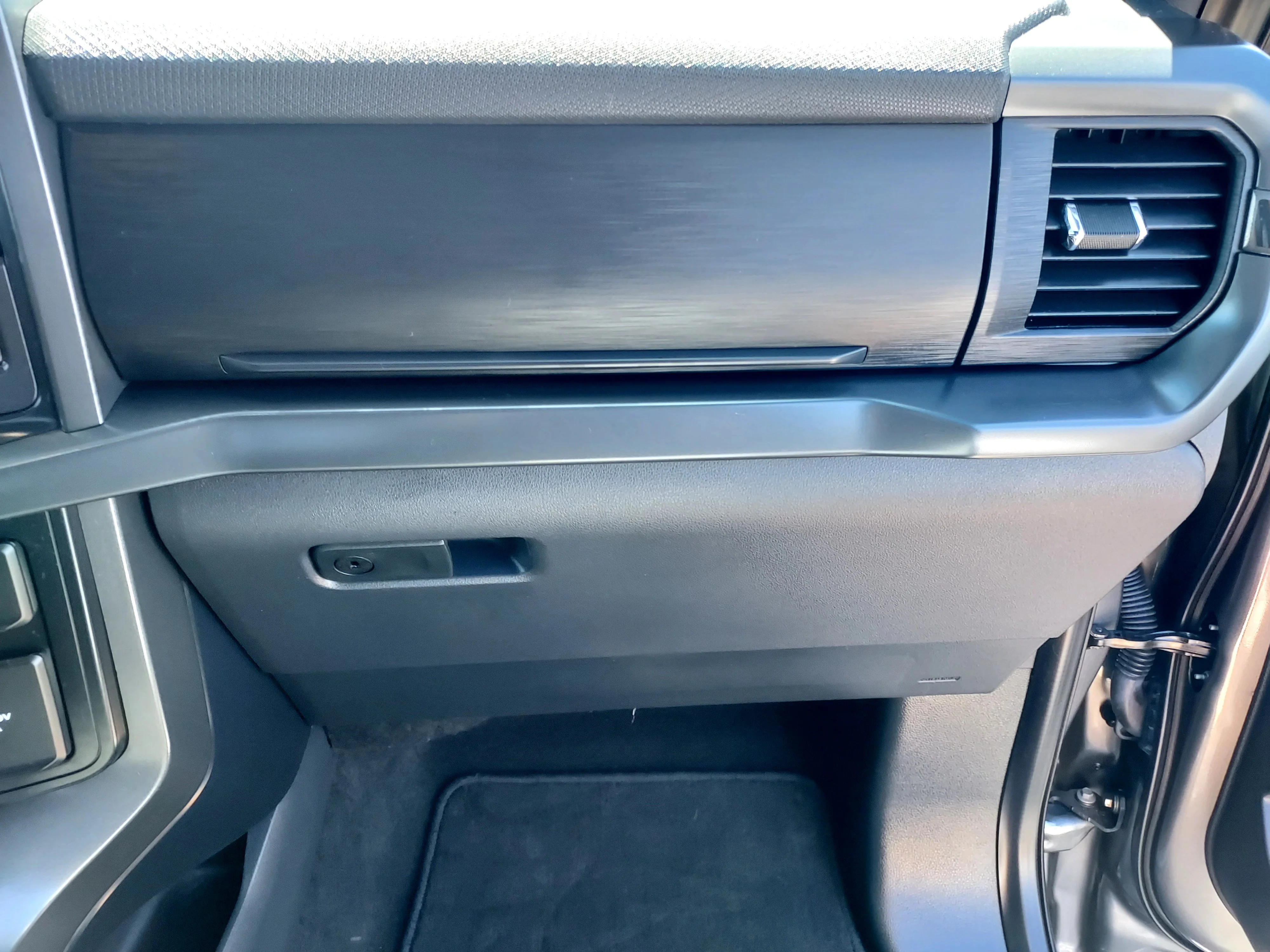 Used 2024 CARBONIZED GRAY Ford XLT image 26