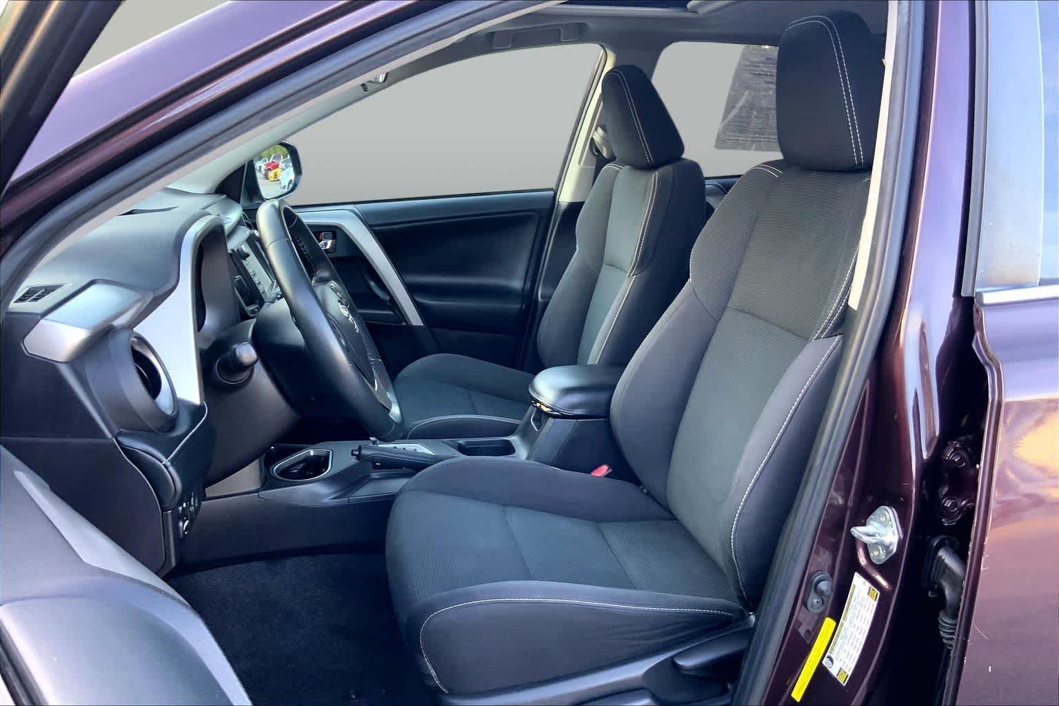 Used 2018 Black Currant Metallic Toyota XLE image 8