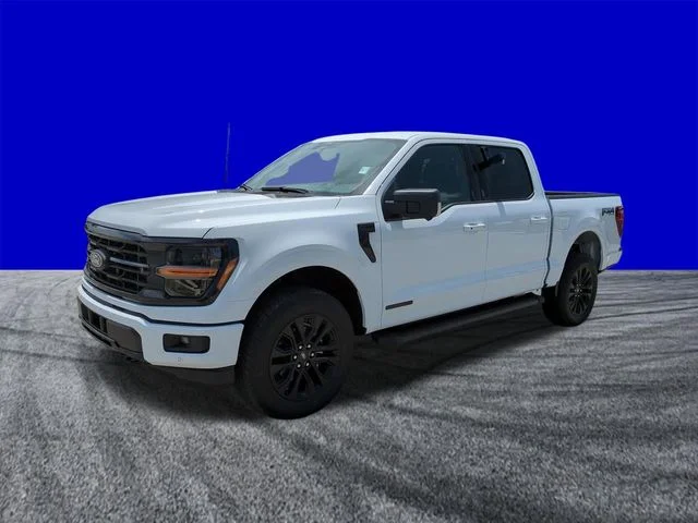 New 2026 Oxford White Ford XLT image 8
