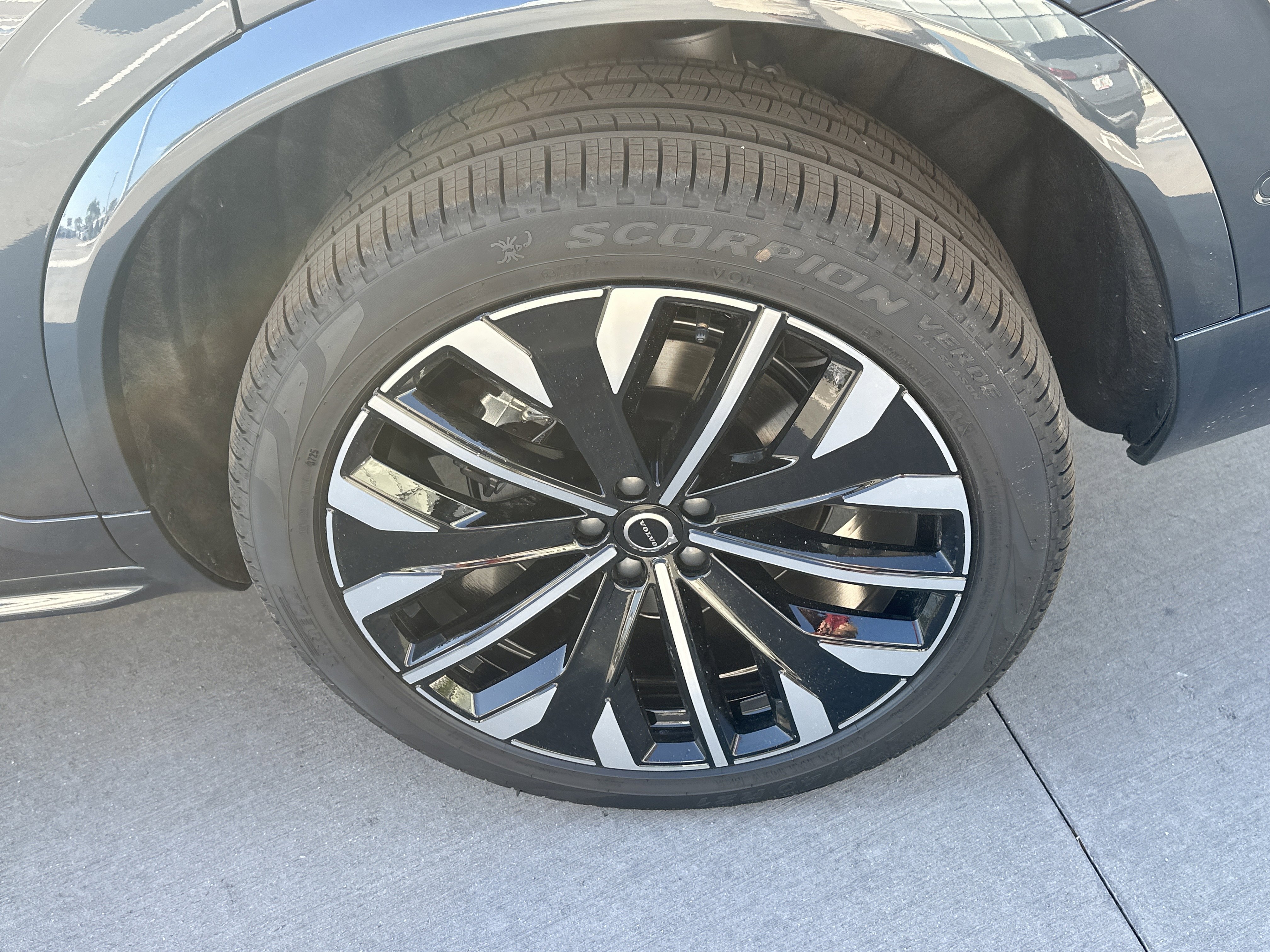 2026 Volvo XC90 Ultra - Photo 9