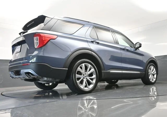 Used 2021 Blue Ford Platinum image 40
