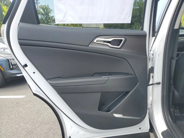 2026 Kia Sportage EX - Photo 10