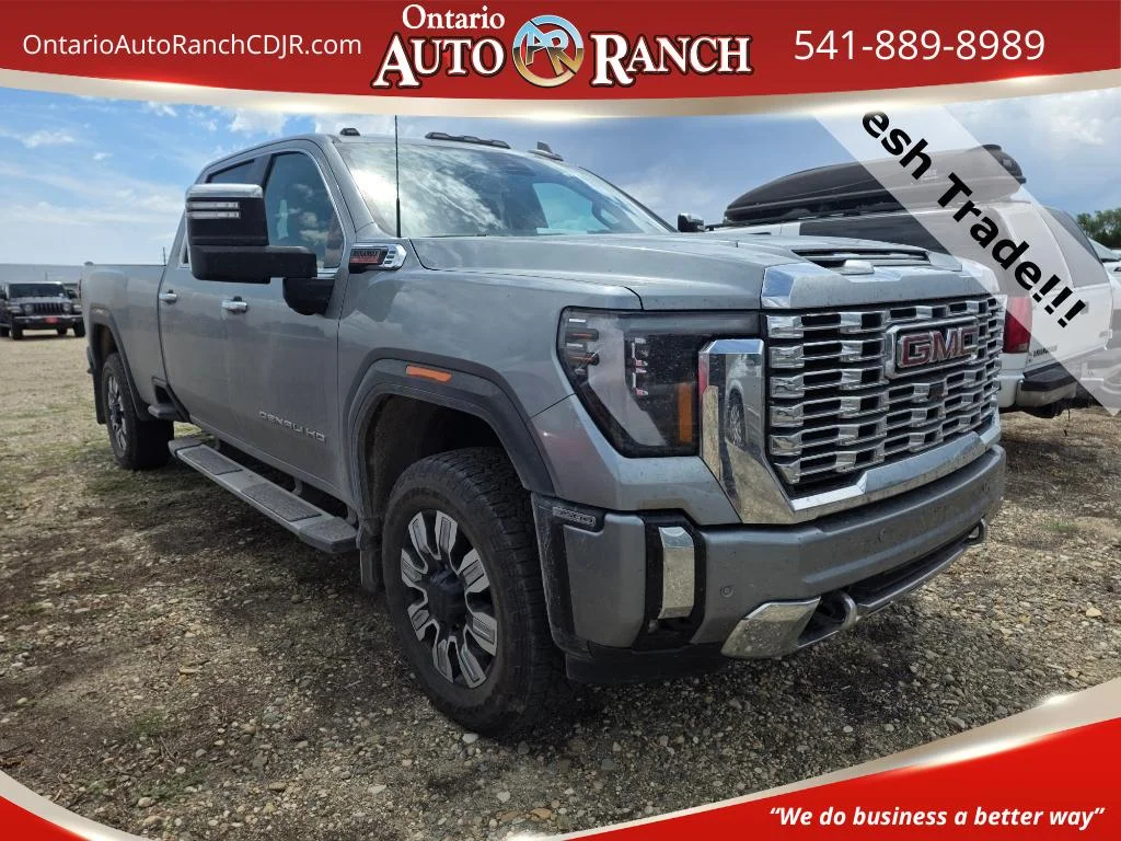 2024 GMC Sierra 4WD Crew Cab Standard Box Denali's photo