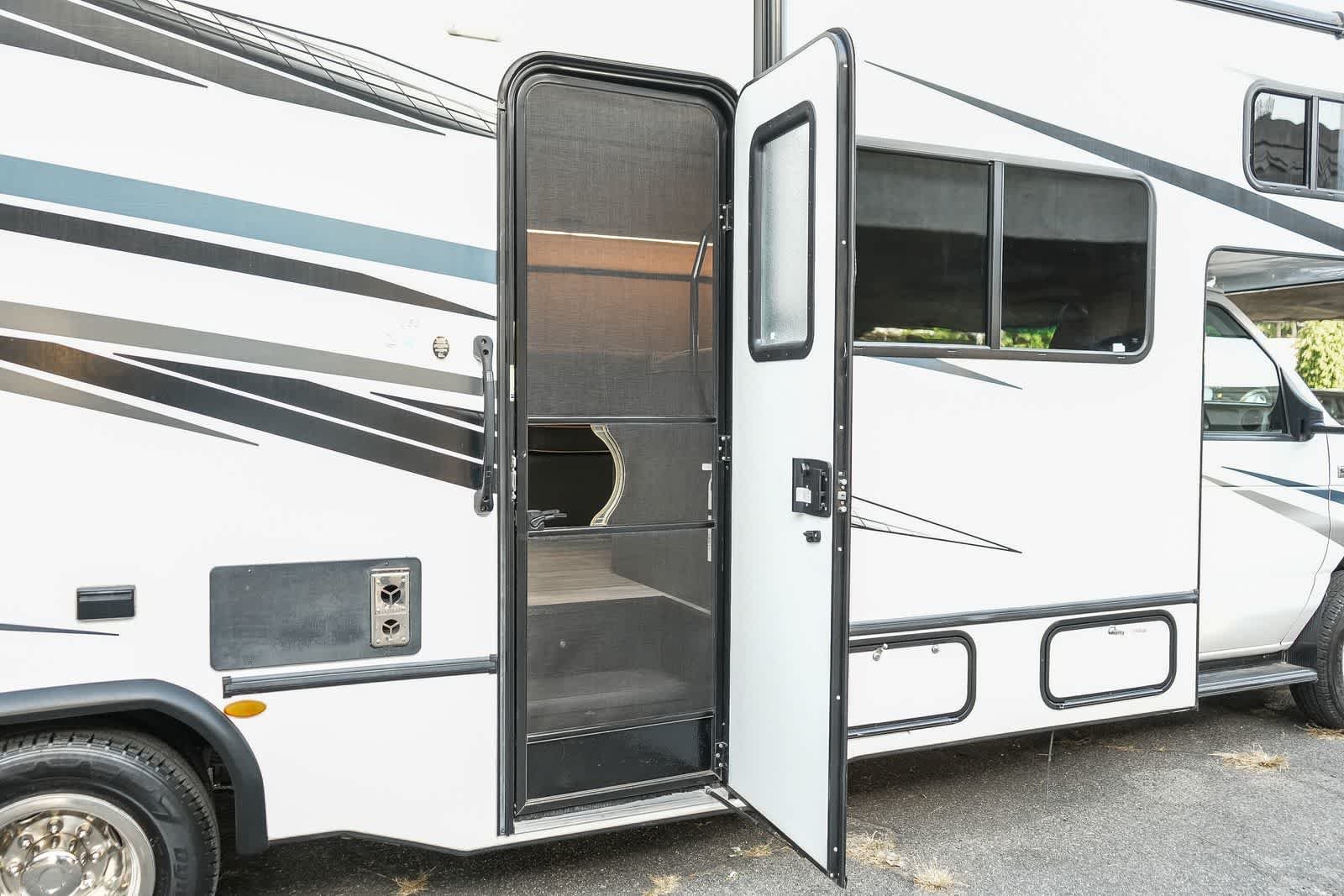 Used 2023 Oxford White Ford  image 53