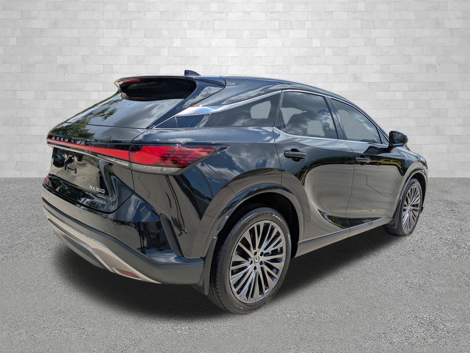 2023 Lexus RX 350 - Photo 2