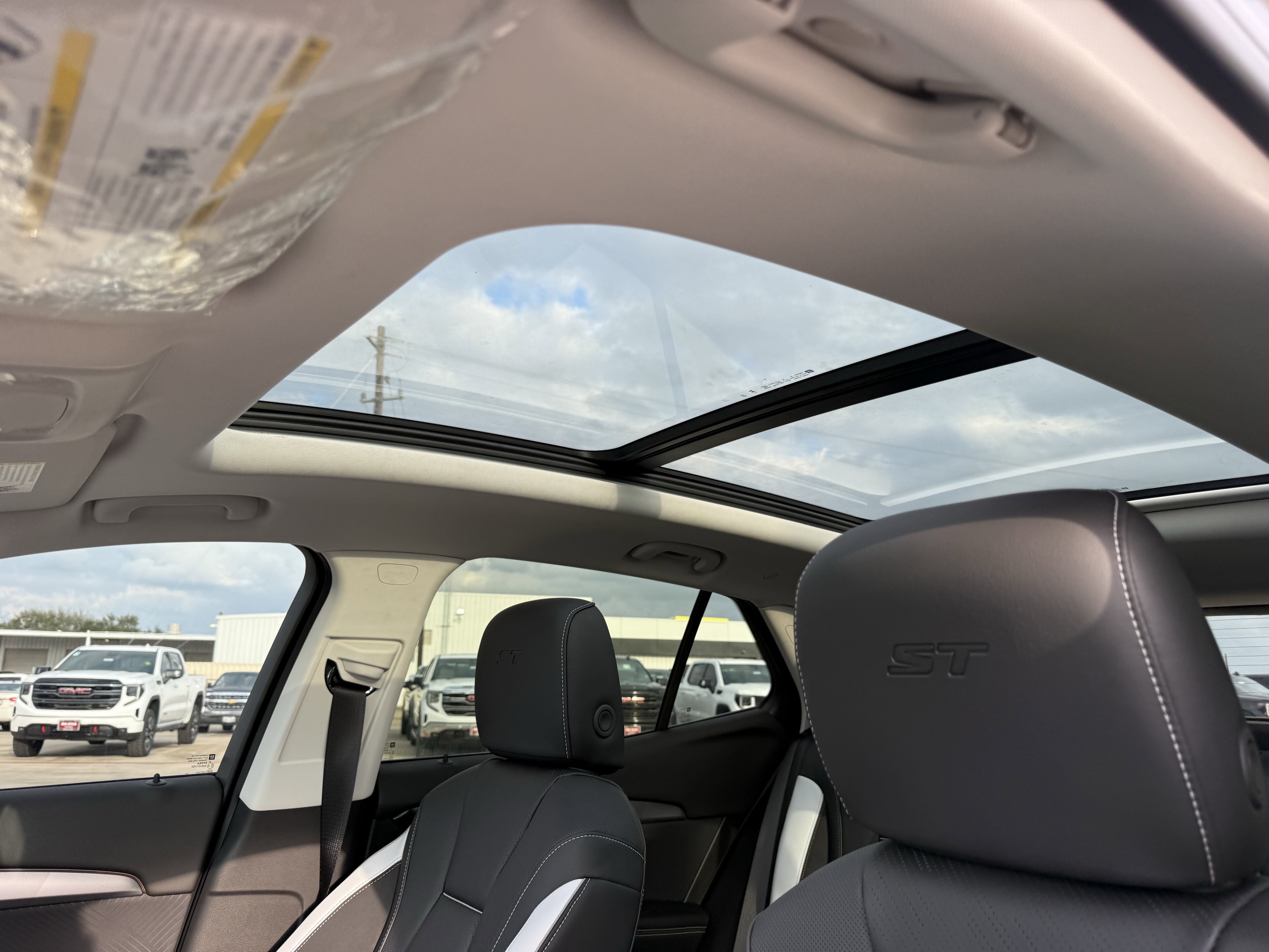 New 2026 Moonstone Gray Metallic Buick Sport Touring image 19