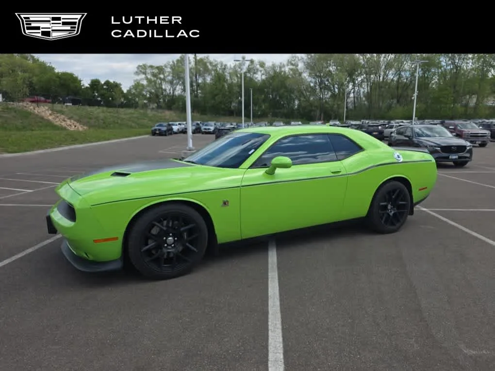 2015 Dodge Challenger Scat Pack's photo