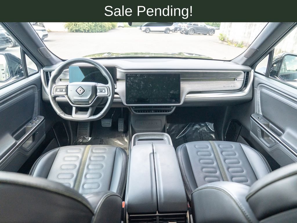 Used 2025 Black Rivian  image 17