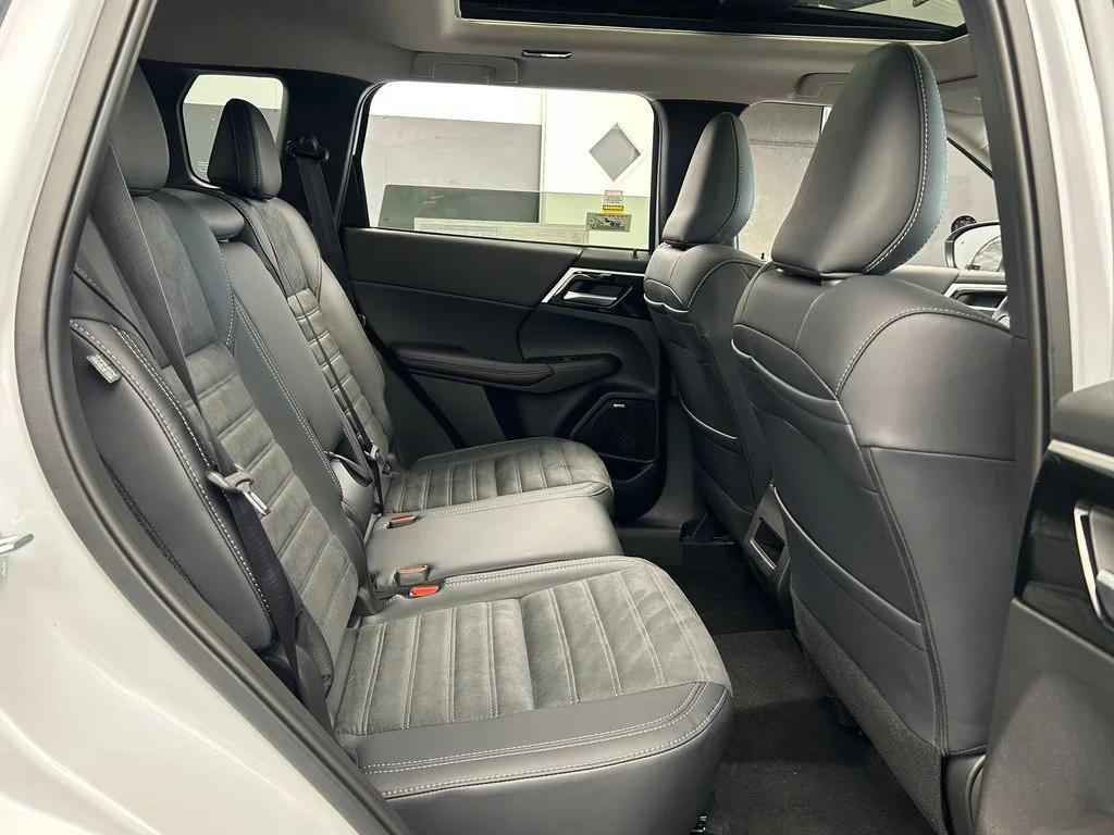 New 2026 White Mitsubishi Trail Edition image 45