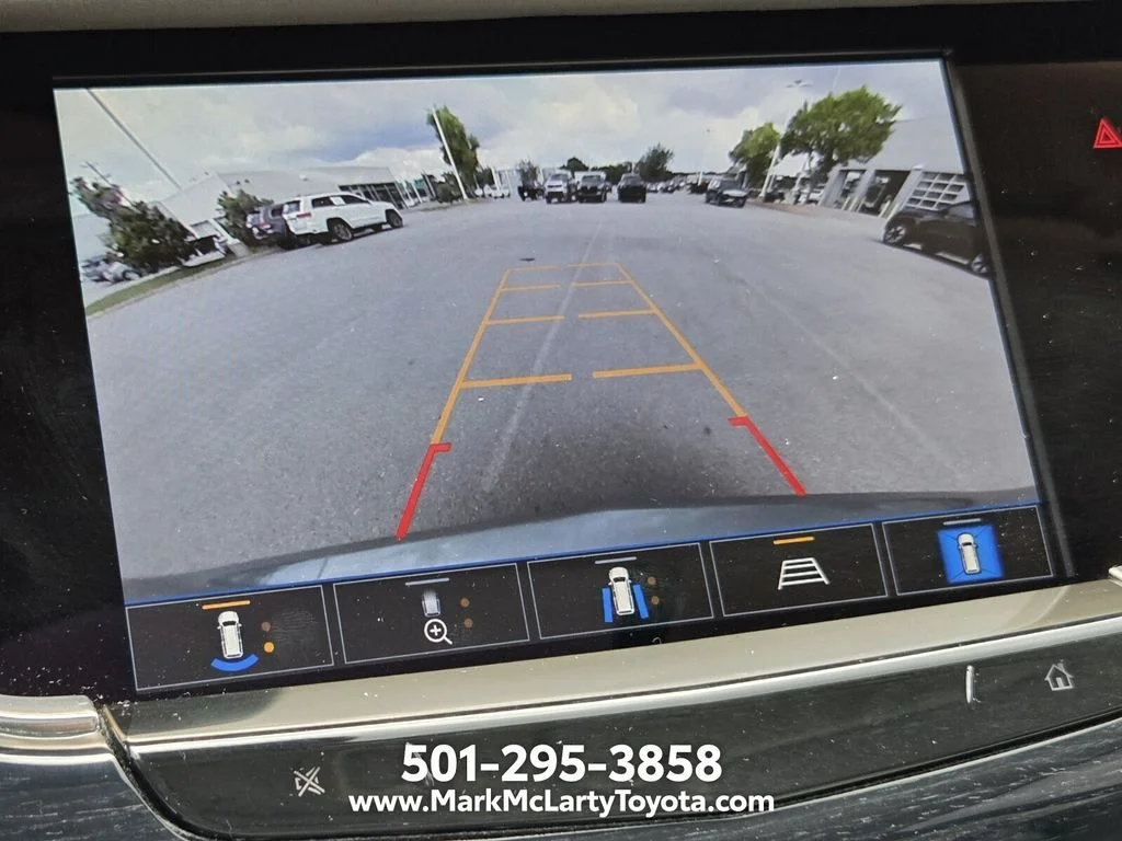 Used 2024 Silver Cadillac Premium Luxury image 22
