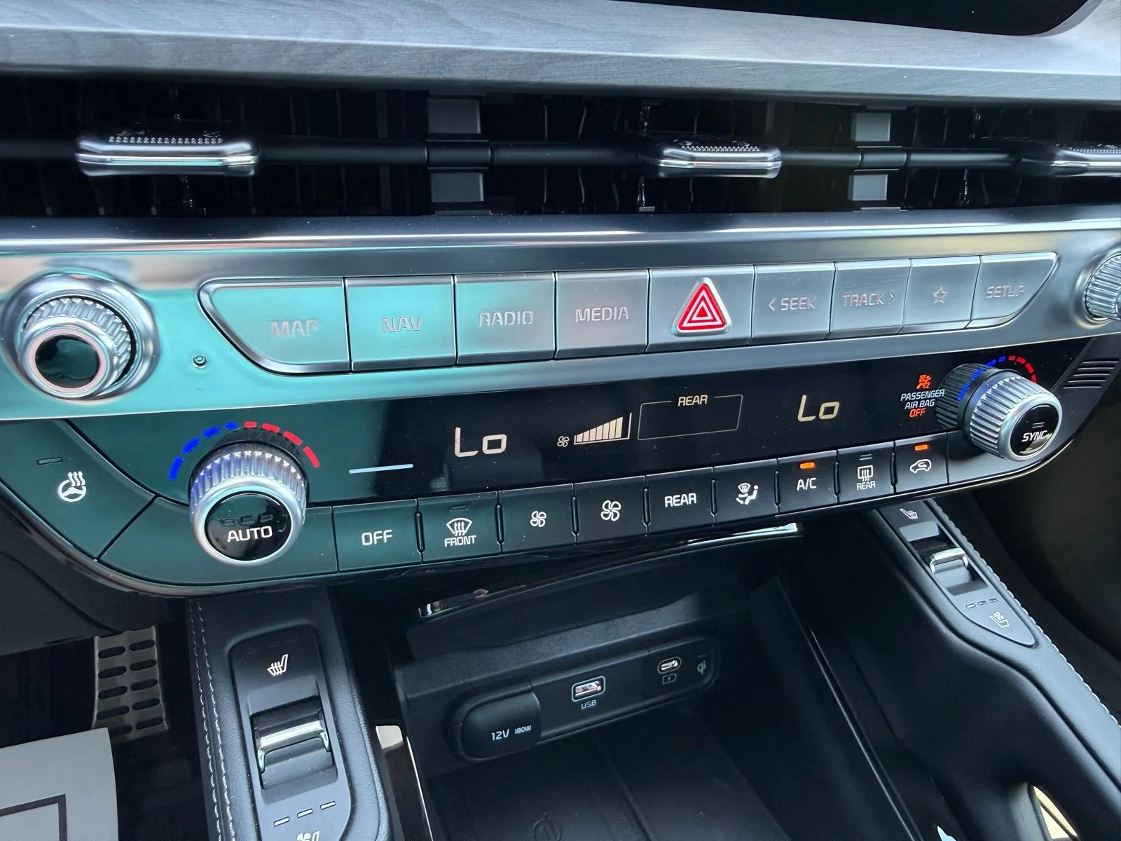 2025 Kia Telluride SX Prestige X-Line - Photo 26