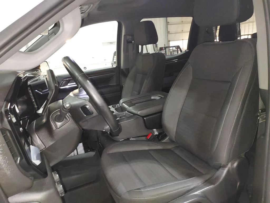 Used 2023 White Chevrolet RST image 17