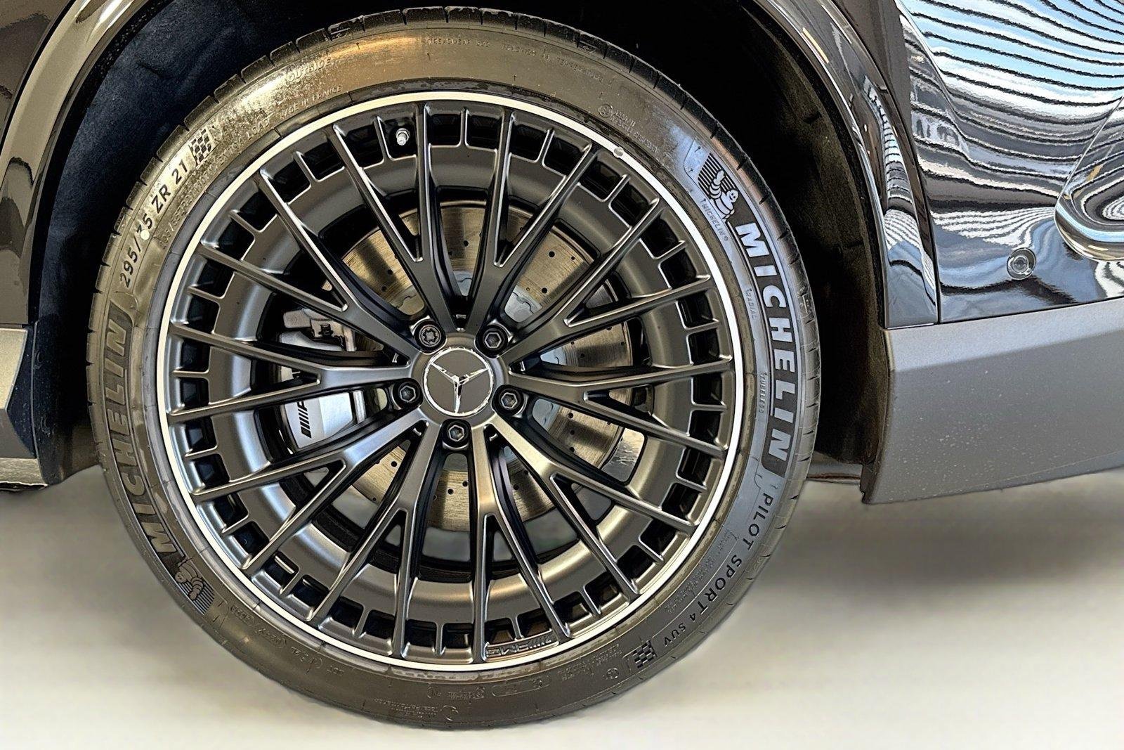New 2026 Obsidian Black Metallic Mercedes-Benz AMG® GLC 43 image 29