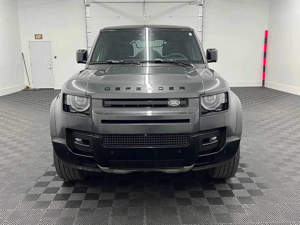 Used 2023 Carpathian Grey Premium Metallic Land Rover V8 AWD Carpathian Edition image 5