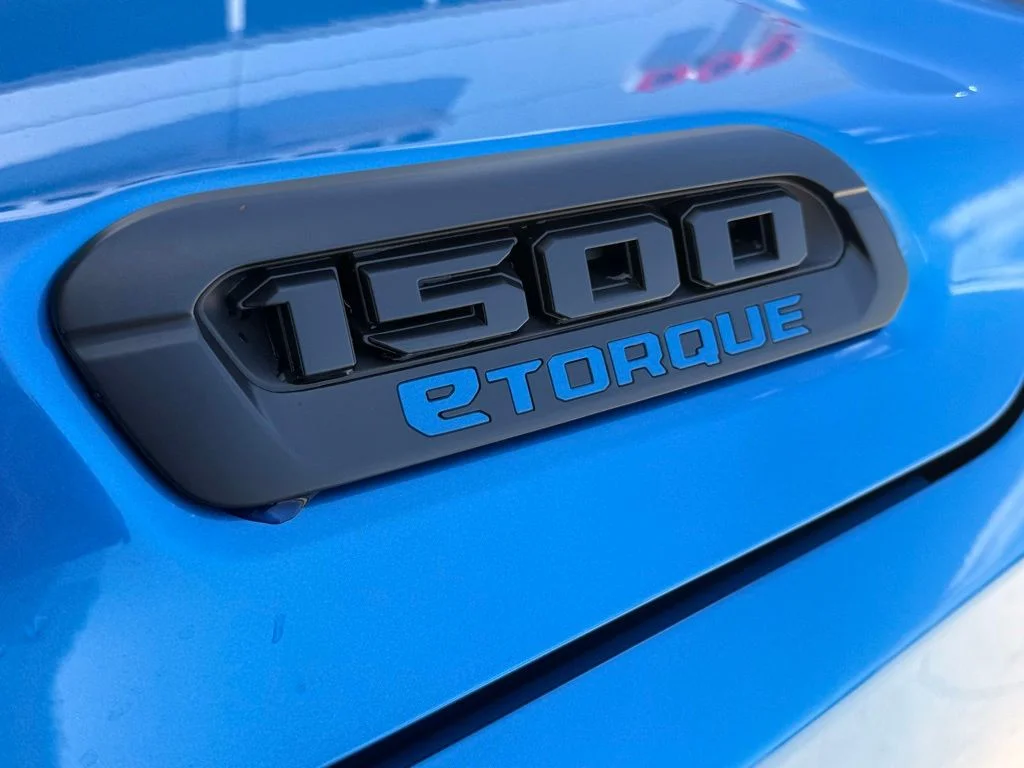 New 2026 Hydro Blue Pearlcoat RAM Tradesman image 32