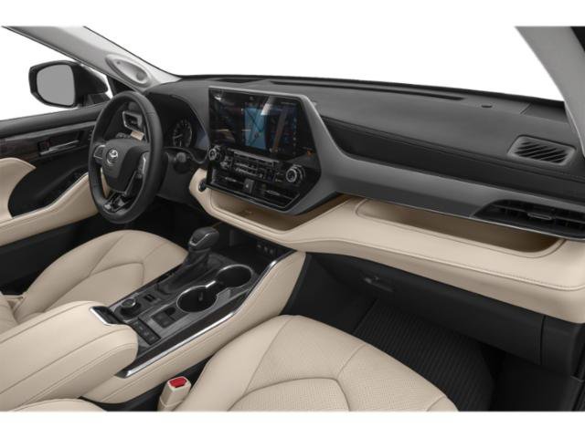 Used 2021 Silver Toyota Platinum image 15