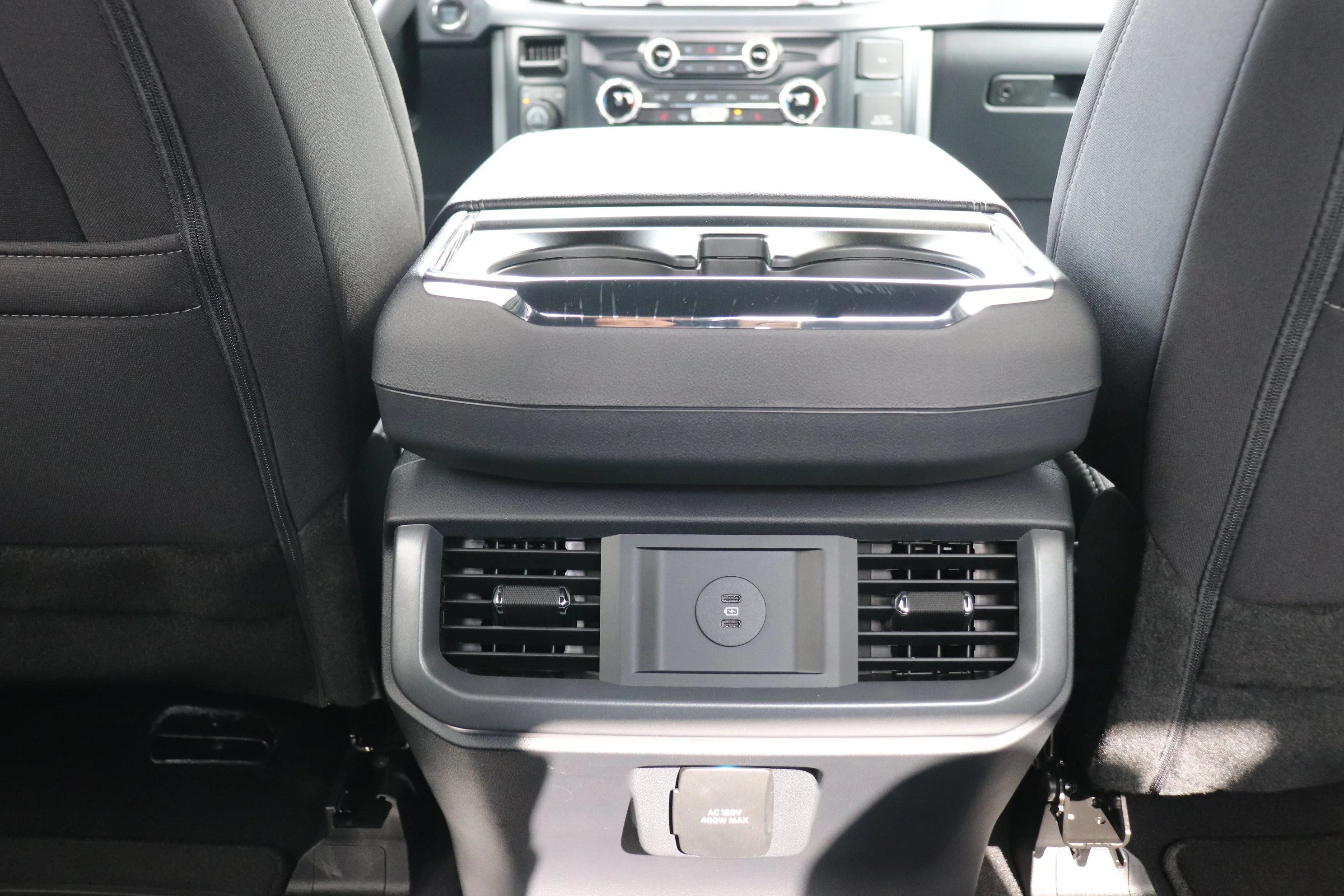 New 2026 CARBONIZED GREY METALLIC Ford XLT image 16