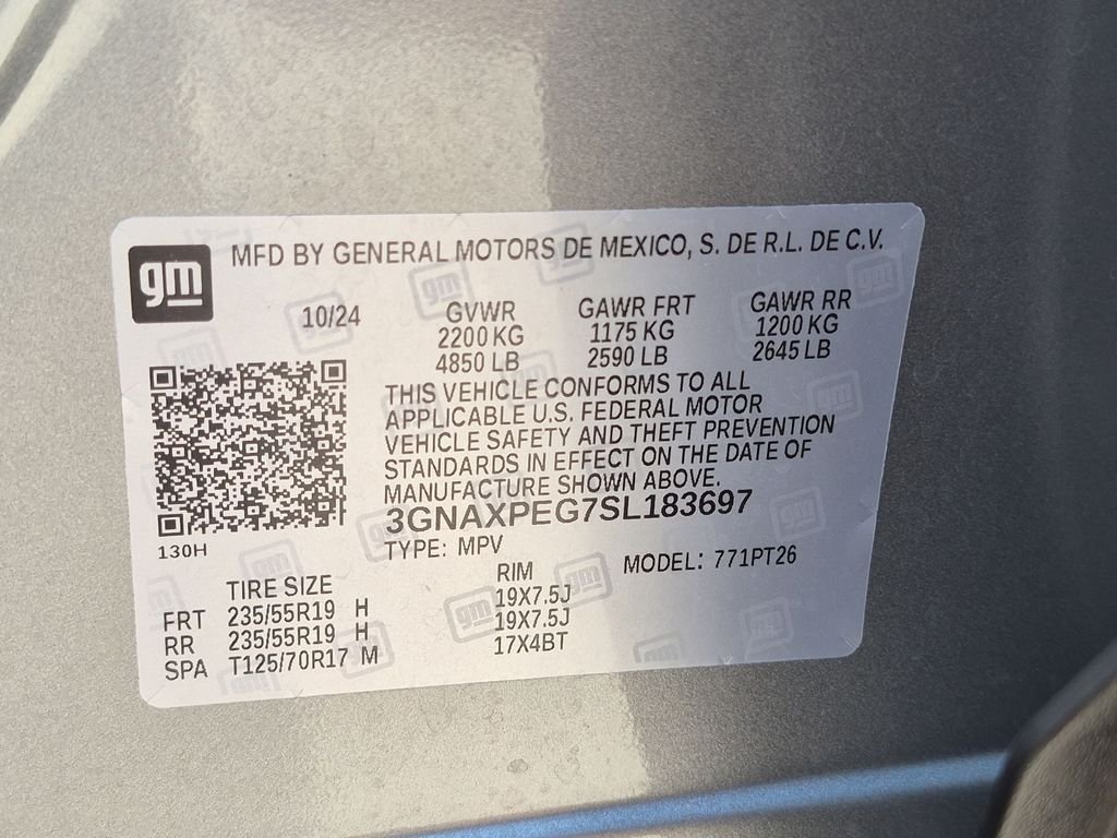 Used 2025 Gray Chevrolet LT image 26