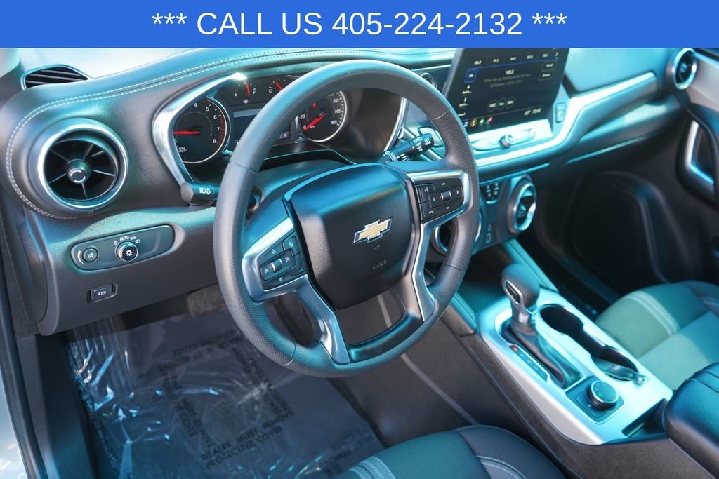 Used 2025 Sterling Gray Metallic Chevrolet 2LT image 17