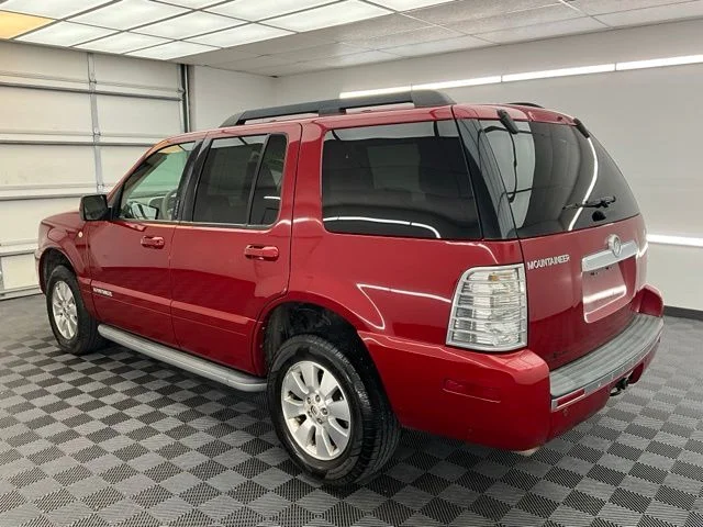 Used 2010  Mercury Base image 17