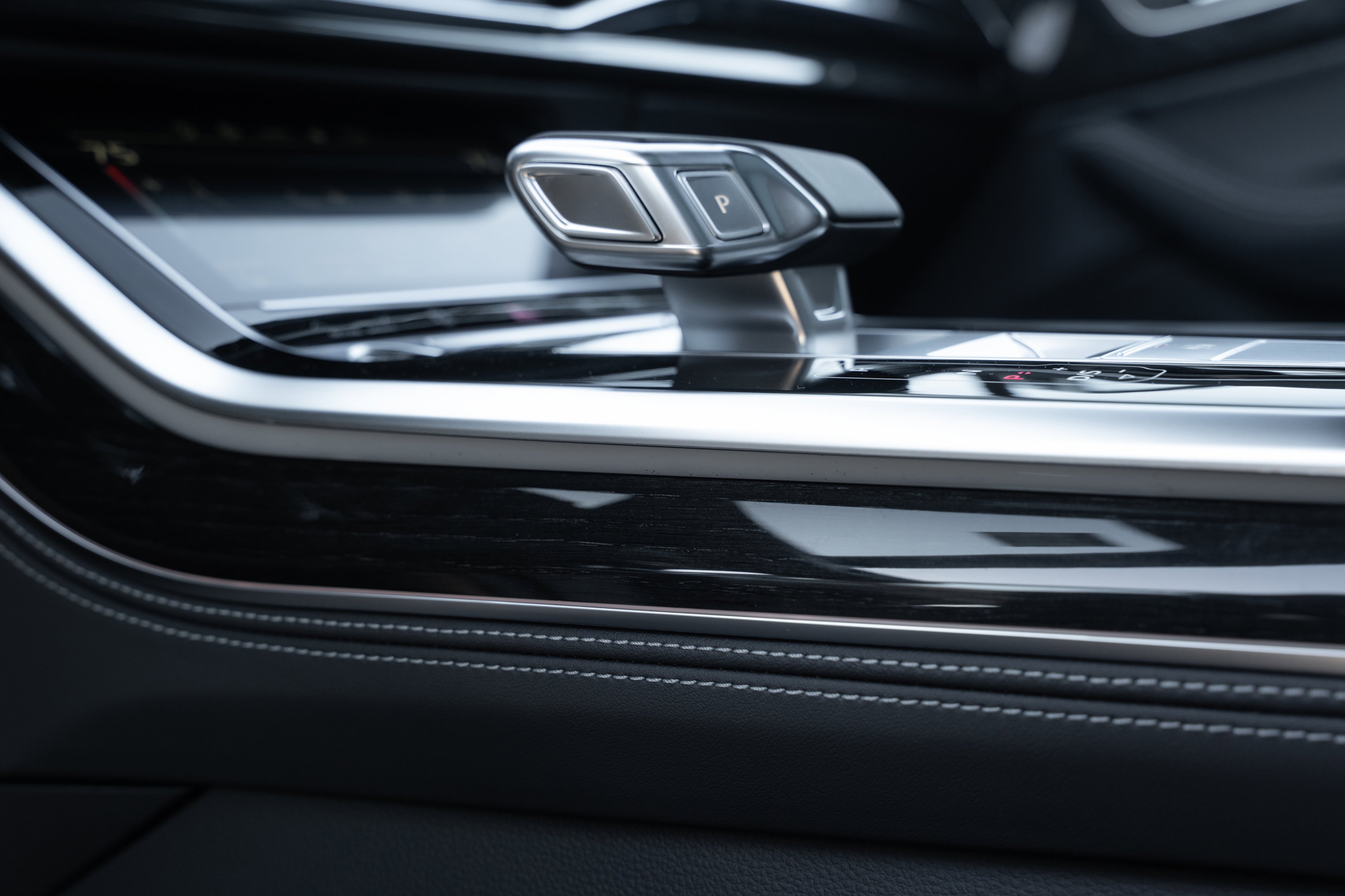 New 2026 Glacier White Metallic Audi Premium Plus image 19