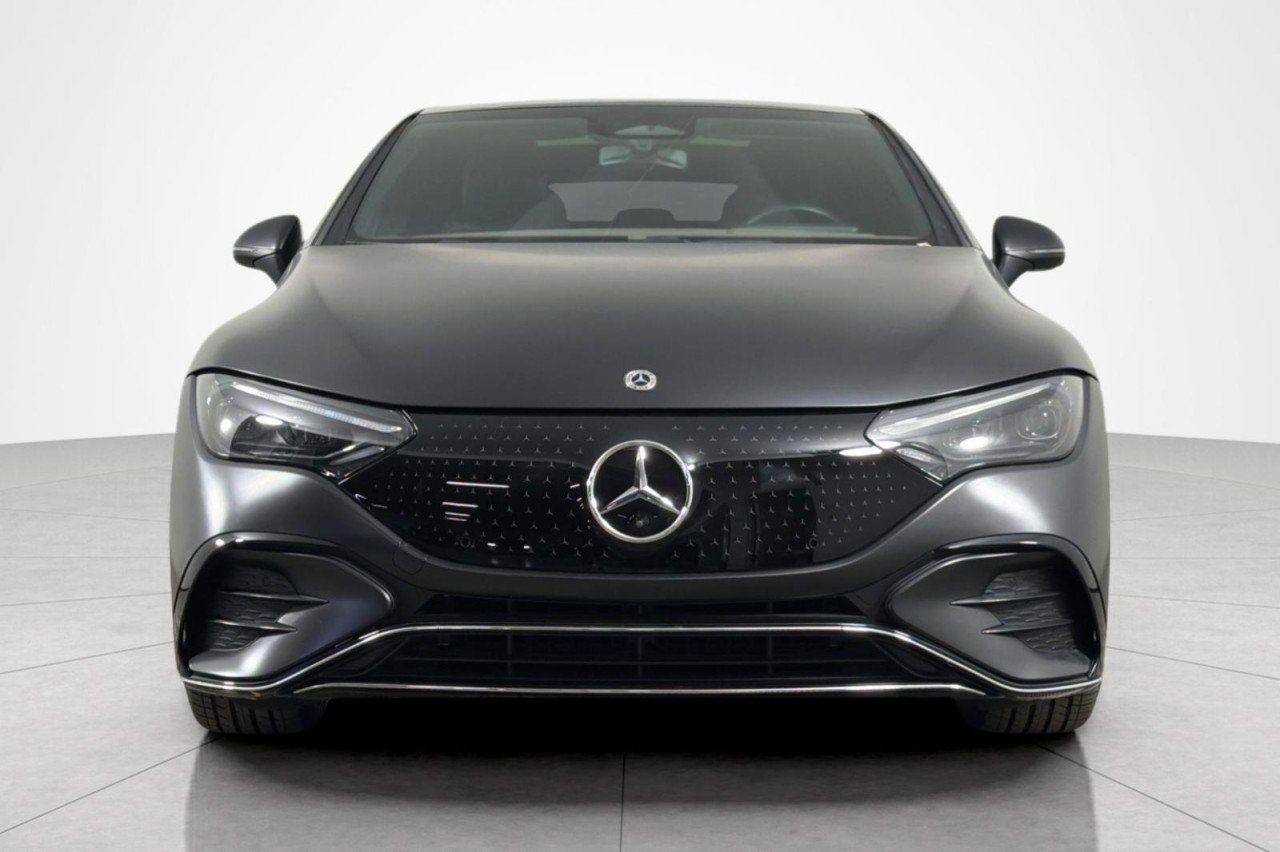 Used 2024 MANUFAKTUR Graphite Grey Magno Mercedes-Benz EQE 350 image 8