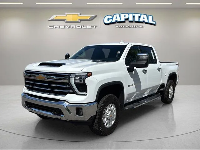 Used 2024 Summit White Chevrolet LTZ image 3