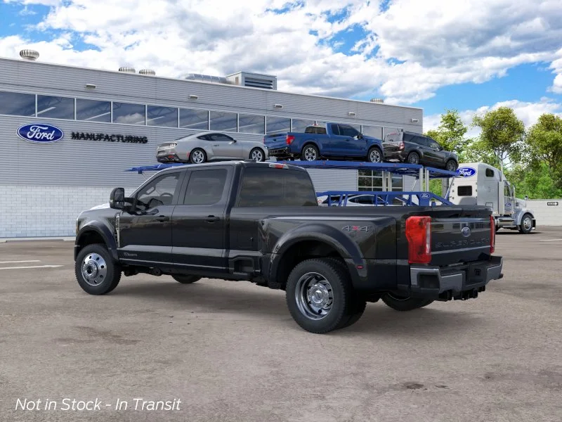 New 2026 Agate Black Metallic Ford XLT image 4