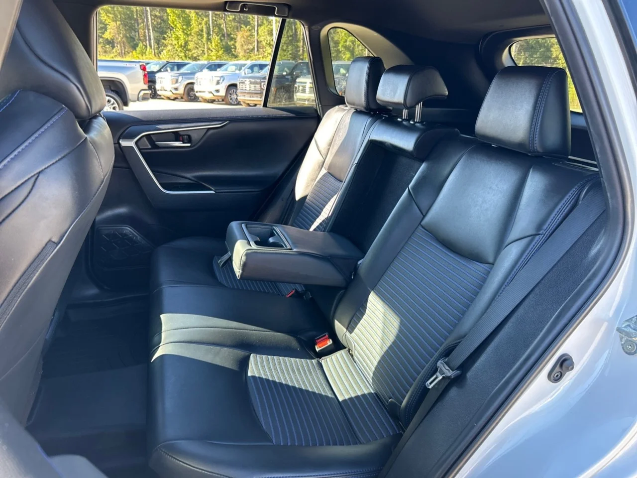 Used 2019 White Toyota Hybrid XSE image 19