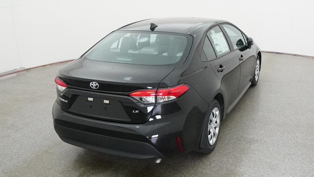 New 2027 Inked Toyota LE image 22