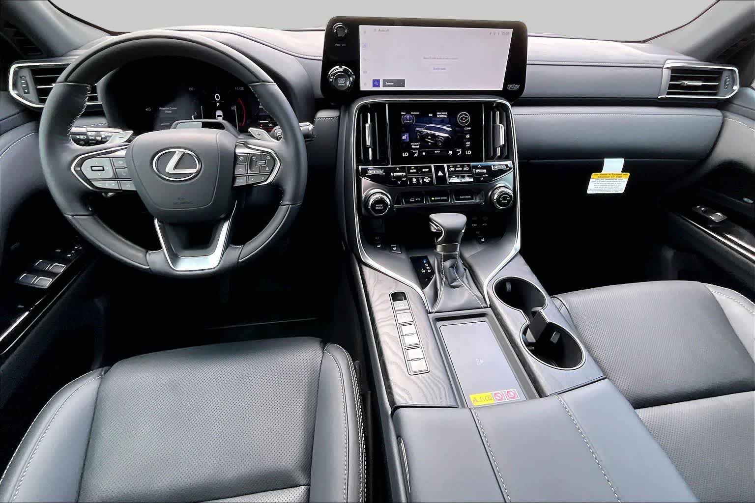 New 2026 Eminent White Pearl Lexus LUXURY image 8