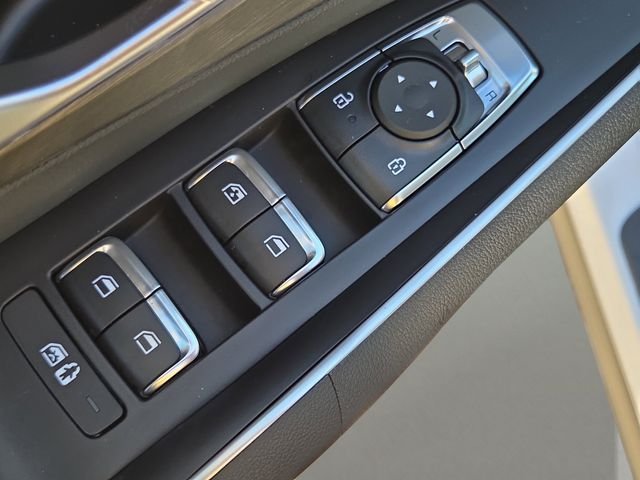 New 2026 Glacial White Pearl Kia X-Line EX AWD image 17